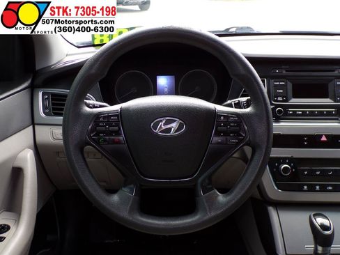 Used 2015 Hyundai Sonata SE FWD image 21