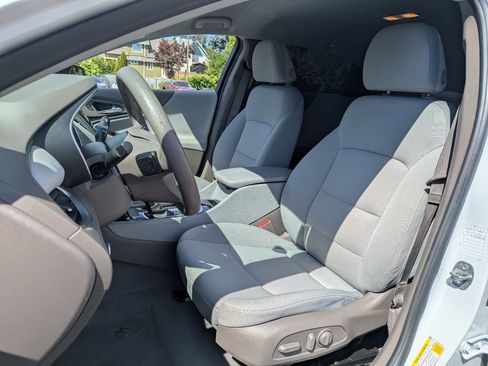 Used 2022 Chevrolet Malibu LT FWD image 26
