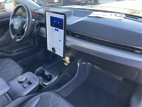 Used 2023 Ford Mustang Mach-E Select image 36