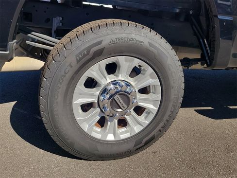 Used 2022 Ford F250 XL w/ STX Appearance Package image 5