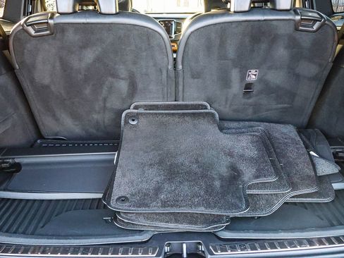 Used 2024 Volvo XC90 B6 Plus w/ Protection Package Premier image 28