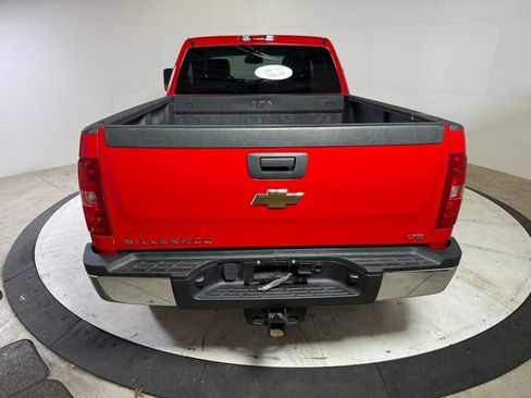 Used 2011 Chevrolet Silverado 2500 LTZ w/ Suspension Package, Off-Road image 6