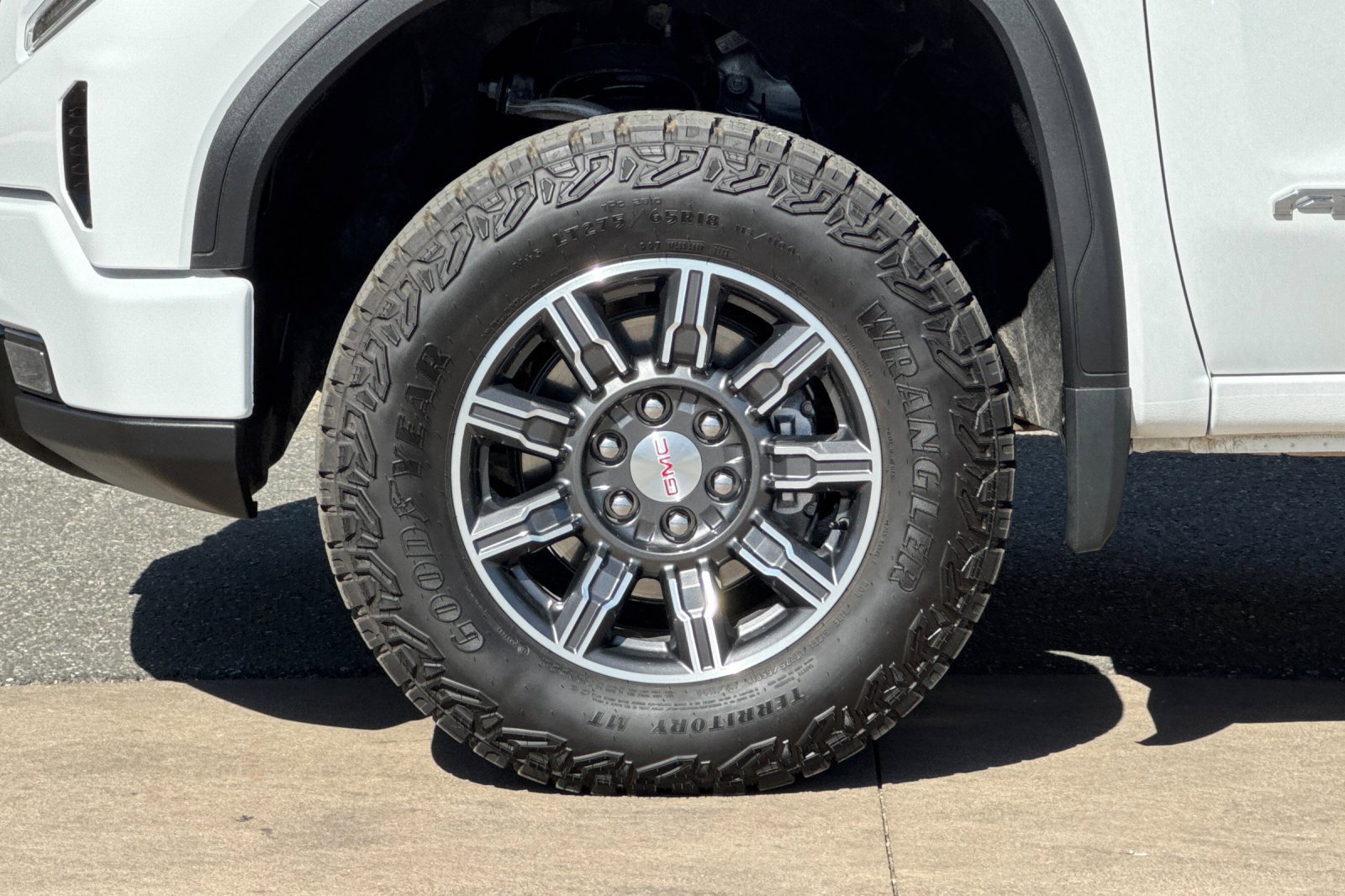 Certified 2025 GMC Sierra 1500 AT4 AWD/4WD image 26