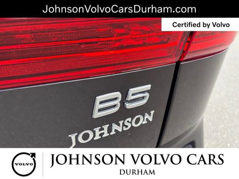 Used 2023 Volvo XC60 B5 Plus image 7