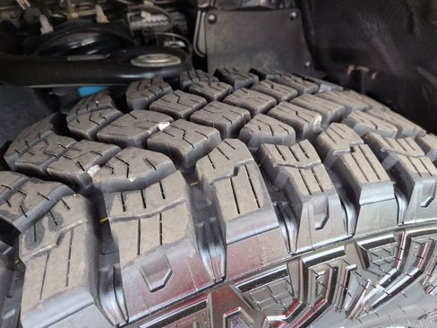 Used 2021 Toyota Tundra Limited w/ Limited Premium Package image 28