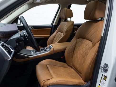 Certified 2023 BMW X7 xDrive40i w/ Premium Package image 20