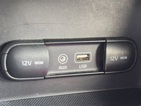 Used 2019 Kia Sportage LX image 18