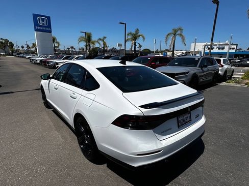 Used 2023 Honda Accord Sport image 8