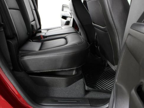 Used 2021 Chevrolet Colorado LT w/ Safety Package RWD image 18