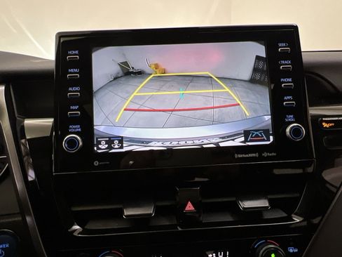 Used 2022 Toyota Camry XSE image 17