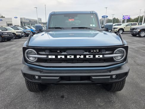 New 2025 Ford Bronco Outer Banks w/ Sasquatch Package AWD/4WD image 15