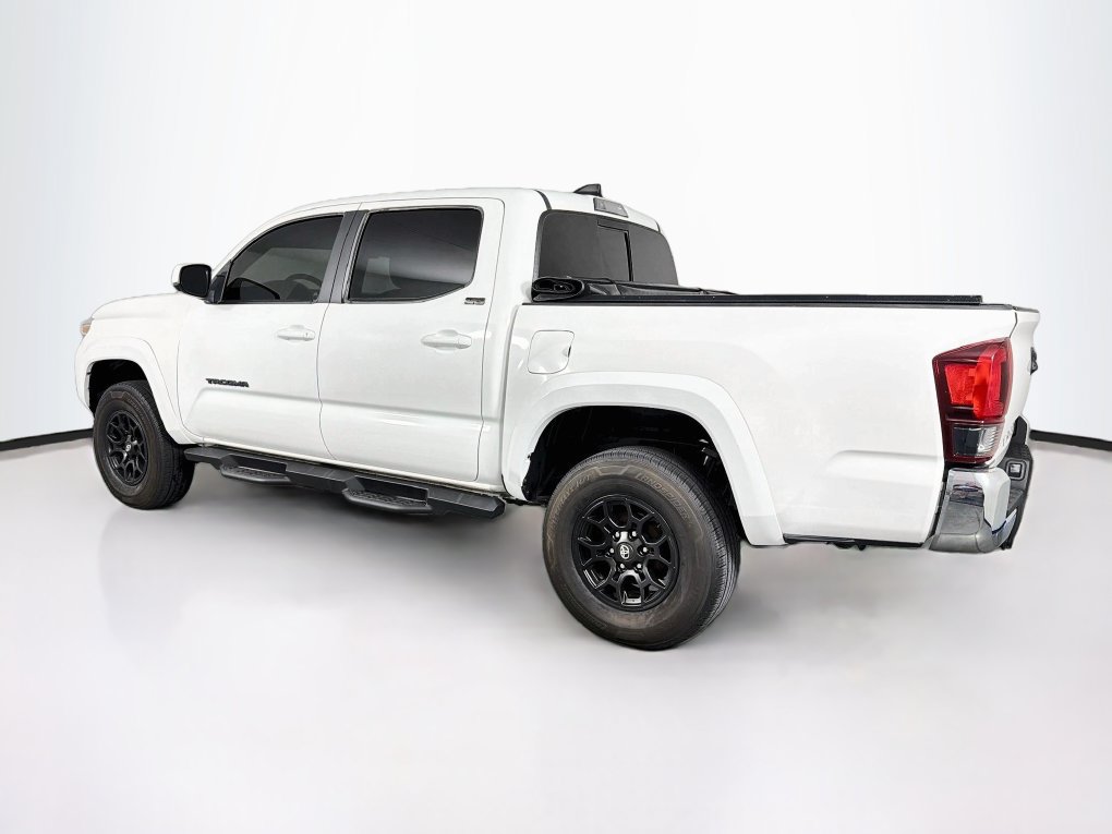 Used 2022 Toyota Tacoma SR5 RWD image 7