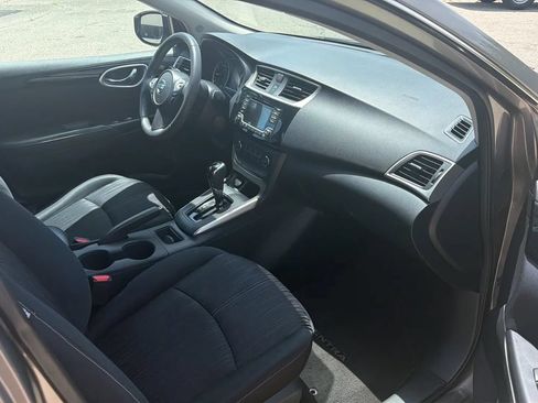Used 2017 Nissan Sentra SV FWD image 13
