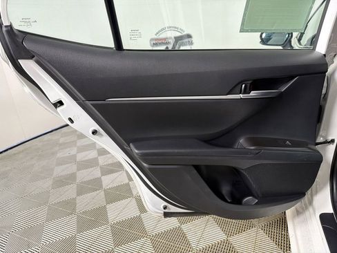Used 2023 Toyota Camry SE image 21
