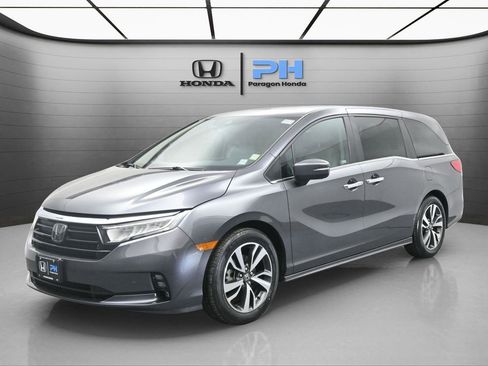 Certified 2024 Honda Odyssey Touring image 1