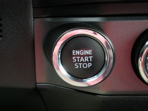 Used 2022 Toyota Tacoma TRD Off-Road image 28