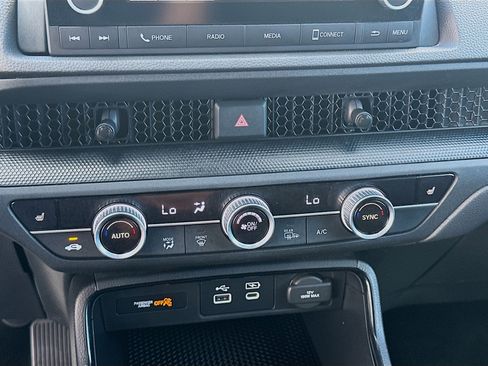 Used 2023 Honda CR-V EX image 14