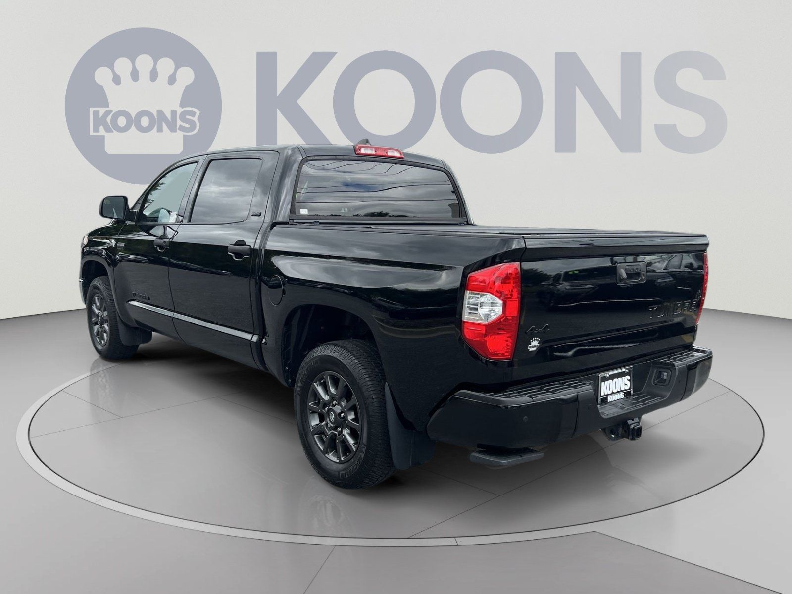 Used 2021 Toyota Tundra SR5 w/ Trail Edition AWD/4WD image 4