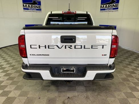 Used 2022 Chevrolet Colorado Z71 AWD/4WD image 17