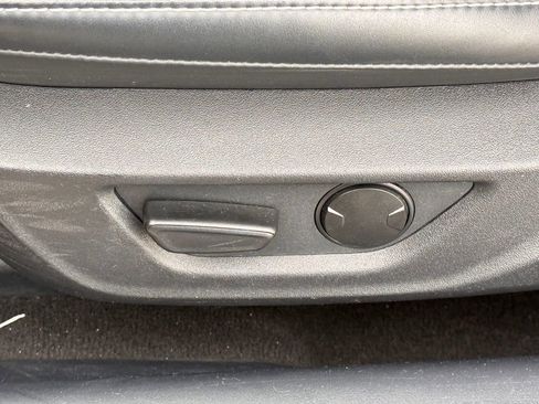 Used 2024 Ford Mustang Coupe image 14