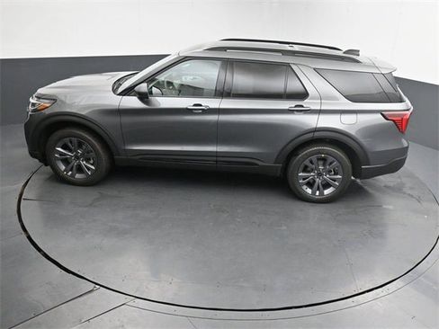 New 2026 Ford Explorer Active w/ Active Comfort Package image 23