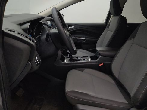 Used 2018 Ford Escape SE w/ SE Sync 3 Package FWD image 17