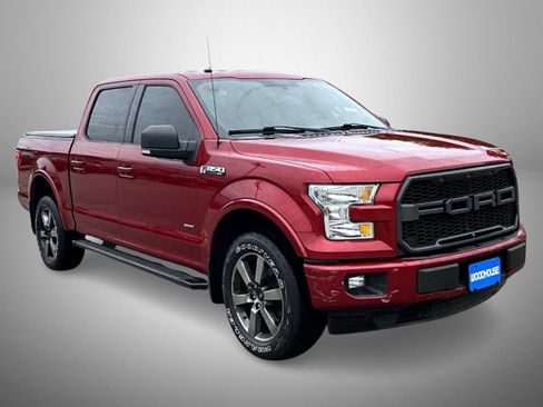 Used 2017 Ford F150 XLT w/ Equipment Group 302A Luxury AWD/4WD image 3