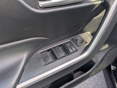 Used 2023 Toyota RAV4 XLE image 9