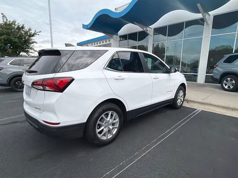 Used 2024 Chevrolet Equinox LT AWD/4WD image 8