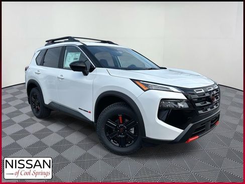 New 2026 Nissan Rogue SV AWD/4WD image 1