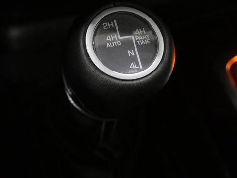 Used 2023 Jeep Wrangler Unlimited Sahara w/ Cold Weather Group AWD/4WD image 23