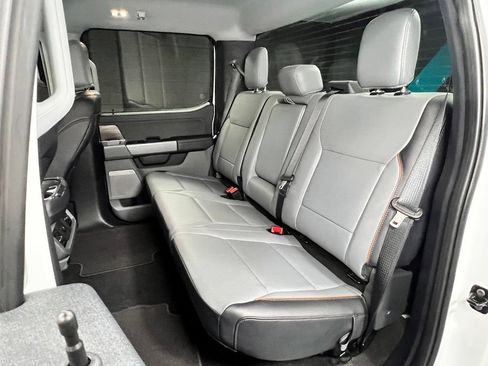 Used 2025 Ford F150 Lariat AWD/4WD image 17