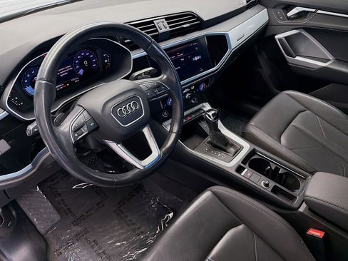 Used 2021 Audi Q3 2.0T Premium w/ Convenience Package AWD/4WD image 7