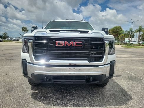 New 2025 GMC Sierra 3500 Pro w/ Convenience Package image 3