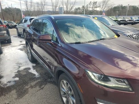 Used 2019 Lincoln MKC Select w/ Select Plus Package image 4