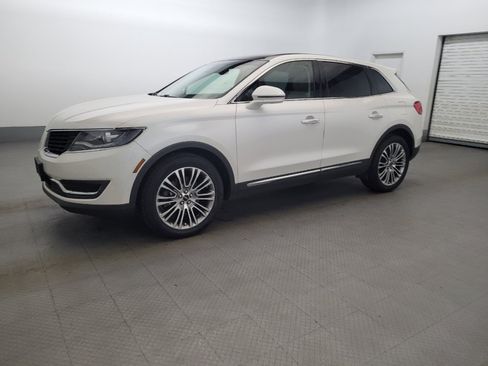 Used 2016 Lincoln MKX Reserve w/ Driver Assistance Package AWD/4WD image 2