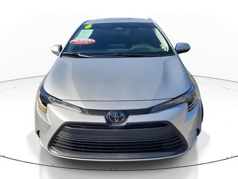 Certified 2026 Toyota Corolla LE image 2