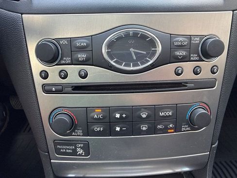 Used 2013 INFINITI G37 x Sedan w/ Premium Pkg AWD/4WD image 28