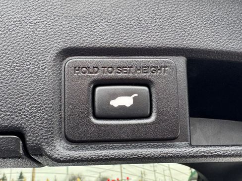 Used 2020 Acura RDX AWD w/ Advance Package image 12