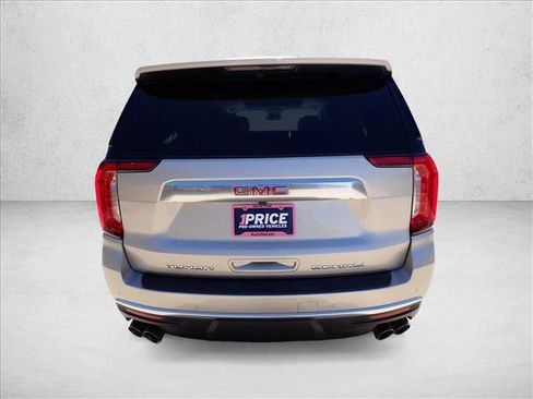 Used 2023 GMC Yukon XL Denali image 3