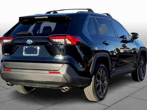 Used 2024 Toyota RAV4 XLE Premium image 23