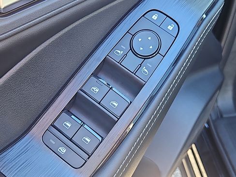 New 2026 Nissan Rogue SV w/ SV Premium Package image 15