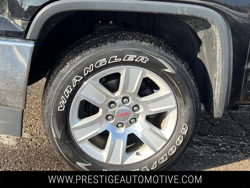 Used 2019 GMC Sierra 1500 SLE w/ SLE Value Package image 11