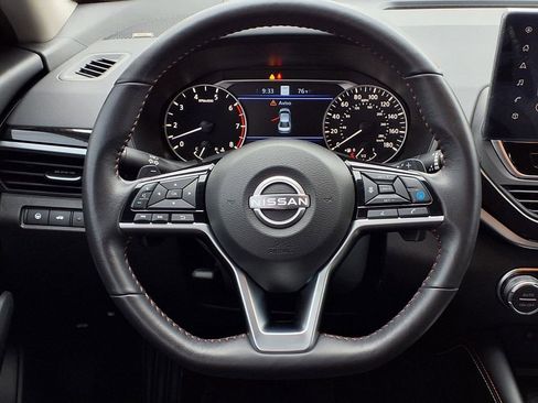 Used 2024 Nissan Altima 2.0 SR FWD image 20