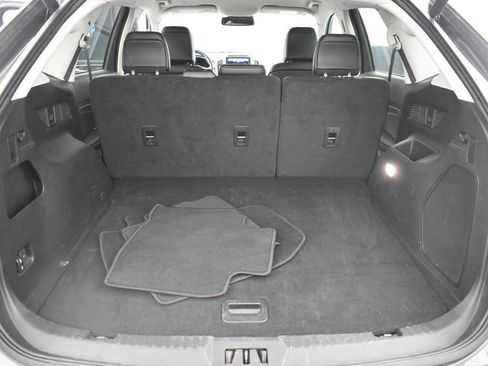 Used 2024 Ford Edge Titanium image 32