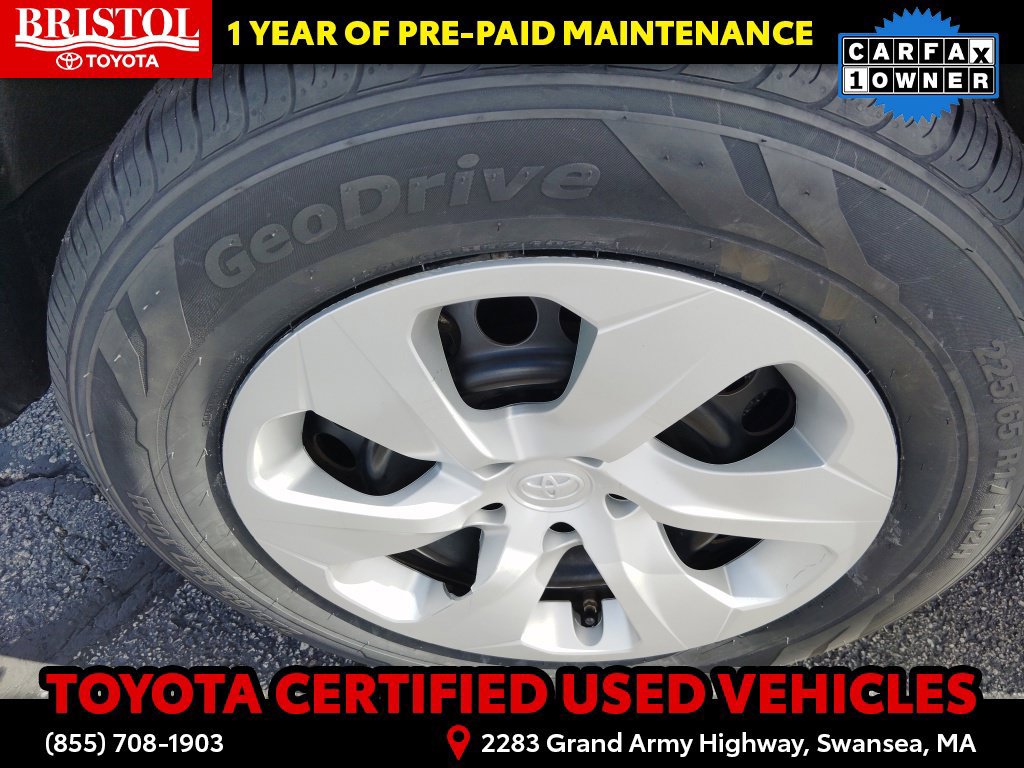 Certified 2025 Toyota RAV4 LE AWD/4WD image 12