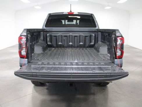 Used 2023 Mercedes-Benz GLE 350 4MATIC image 54