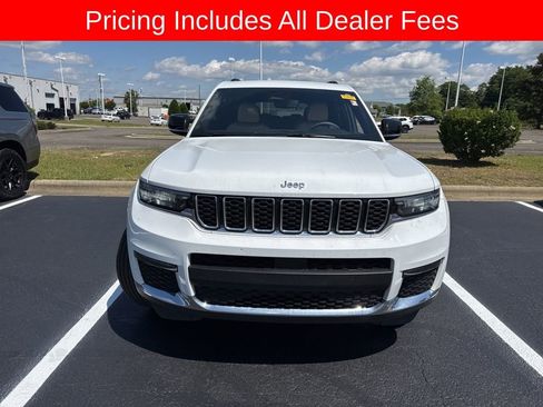Used 2023 Jeep Grand Cherokee L Limited w/ Luxury Tech Group II AWD/4WD image 2
