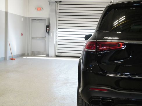 Certified 2023 Mercedes-Benz GLS 63 AMG 4MATIC image 10