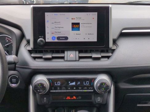 Used 2024 Toyota RAV4 XLE image 23